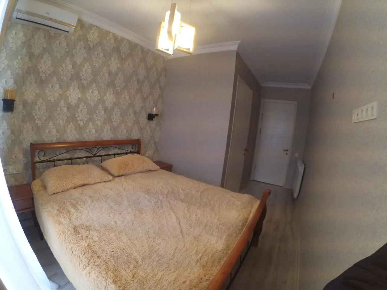 Daire Piazza Batumi Guesthouse