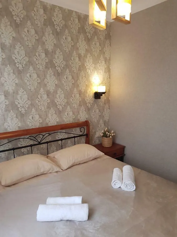 Daire Piazza Batumi Guesthouse Gürcistan